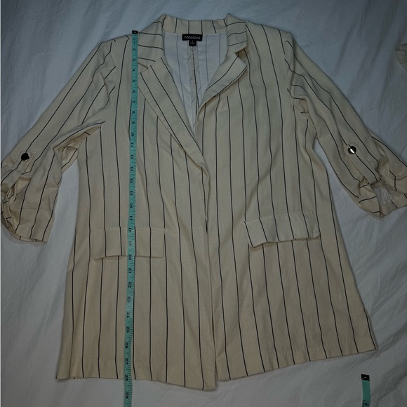 MESSINI Linen Blazer Large Beige Half Sleeve - Shoulder Pads - Business Formal - Picture 8 of 8